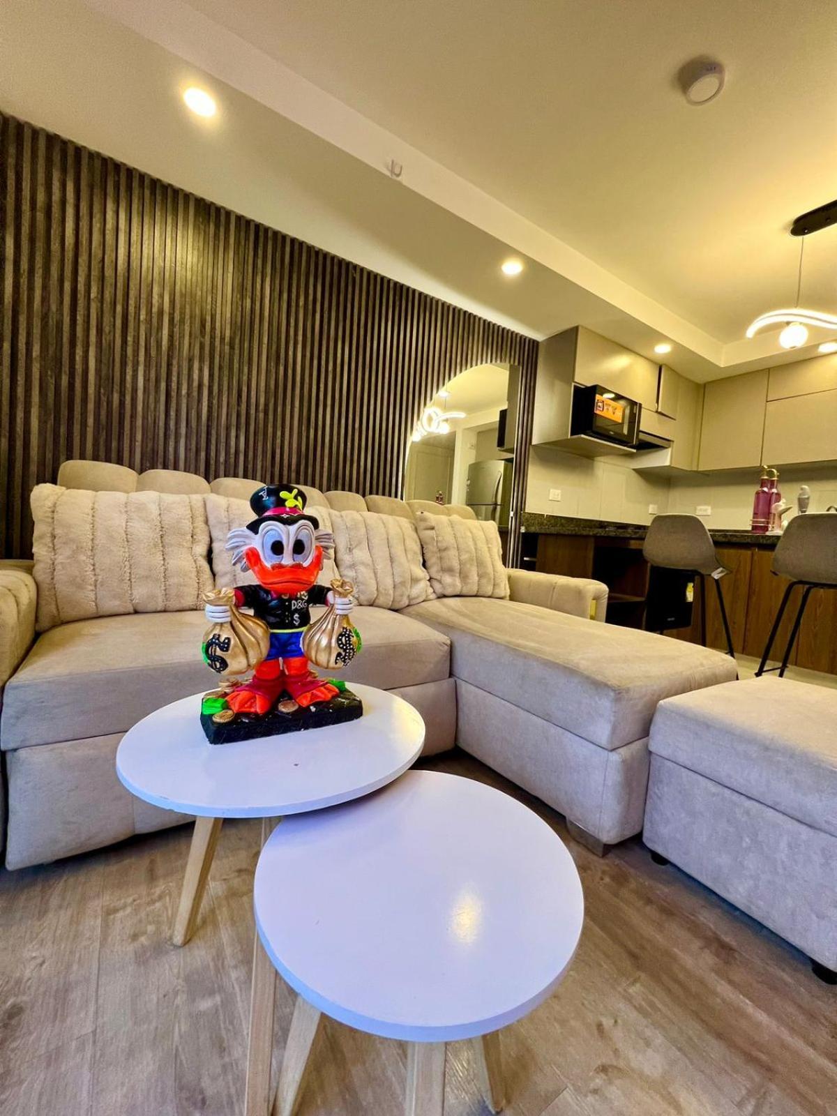 Apartment De Lujo A 10minutos Del Aeropuerto Y Embajada Bogota