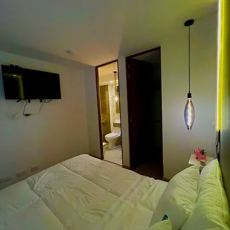 Apartamento De Lujo A 10Minutos Del Aeropuerto Y Embajada Usa Bogota Exterior photo